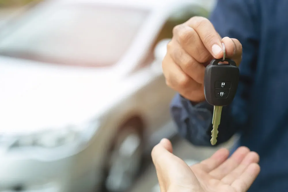 dépôt vente voiture à Confort-Meilars